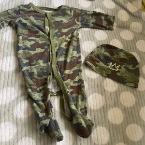 Onsie hat set-camo